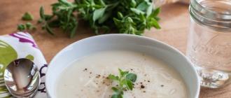 Суп-пюре з цвітної капусти: рецепти приготування з фото