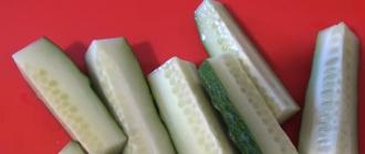 Recipe for quick lightly salted cucumbers in a bag