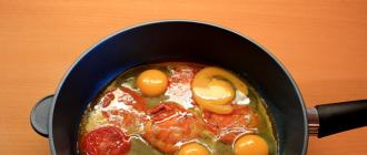 Улаан лооль, бяслагтай шарсан өндөг